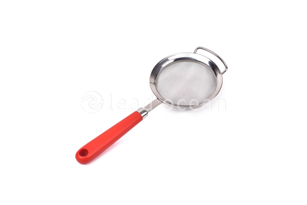 4in Strainer with Silicone Handle